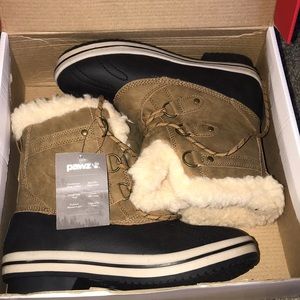 Bearpaw Women’s Gina boots
